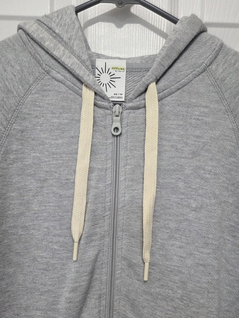OFFLINE by Aerie Gray Full Zip Hoodie Terry Sweatshirt Sz XS Thumbhole Oversize - Picture 2 of 11